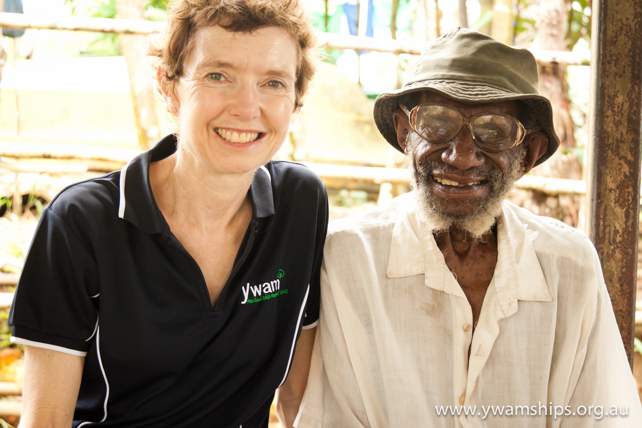 volunteer with optometry patient